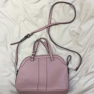 Women’s light pink purse